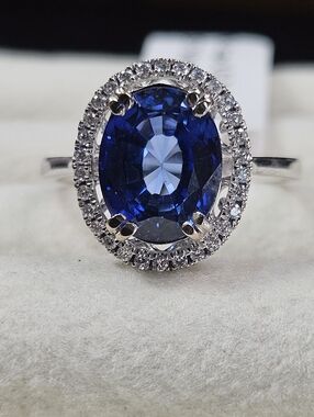14k White Gold Oval Sapphire Diamond Cocktail/Engagement Ring (3.80Ctw)
